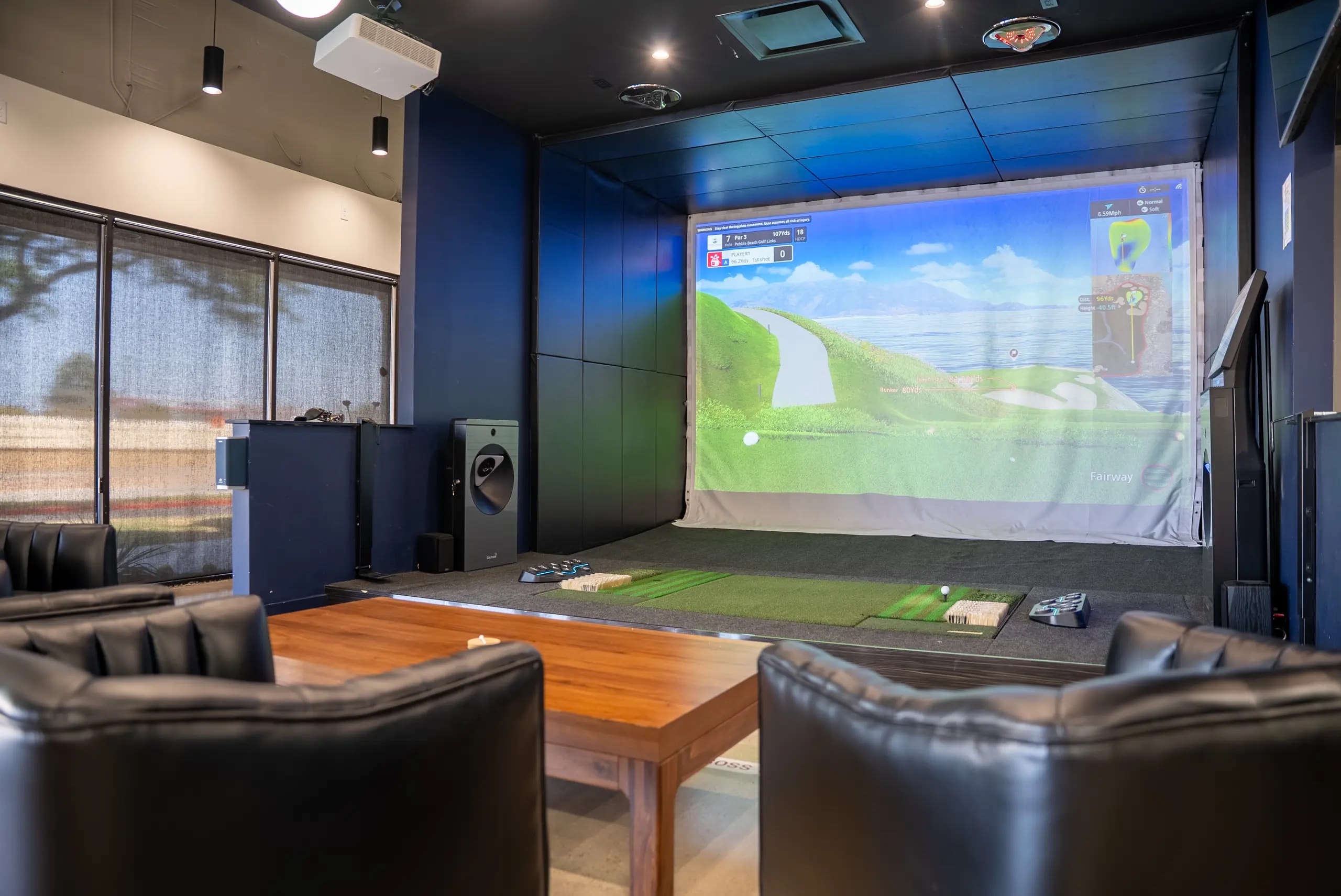 Inside 2-1-Fore Golf, Richardson, TX